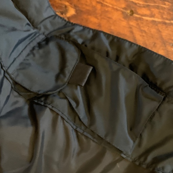 L.L. Bean Small Black Hooded Puffer Jacket - Picture 7 of 11